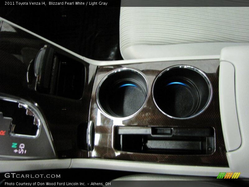 Blizzard Pearl White / Light Gray 2011 Toyota Venza I4