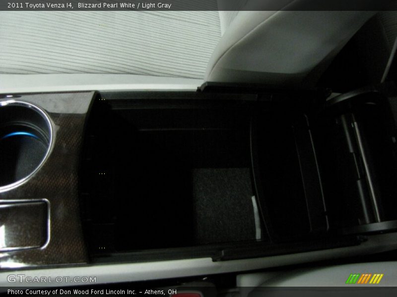 Blizzard Pearl White / Light Gray 2011 Toyota Venza I4