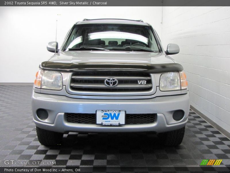 Silver Sky Metallic / Charcoal 2002 Toyota Sequoia SR5 4WD