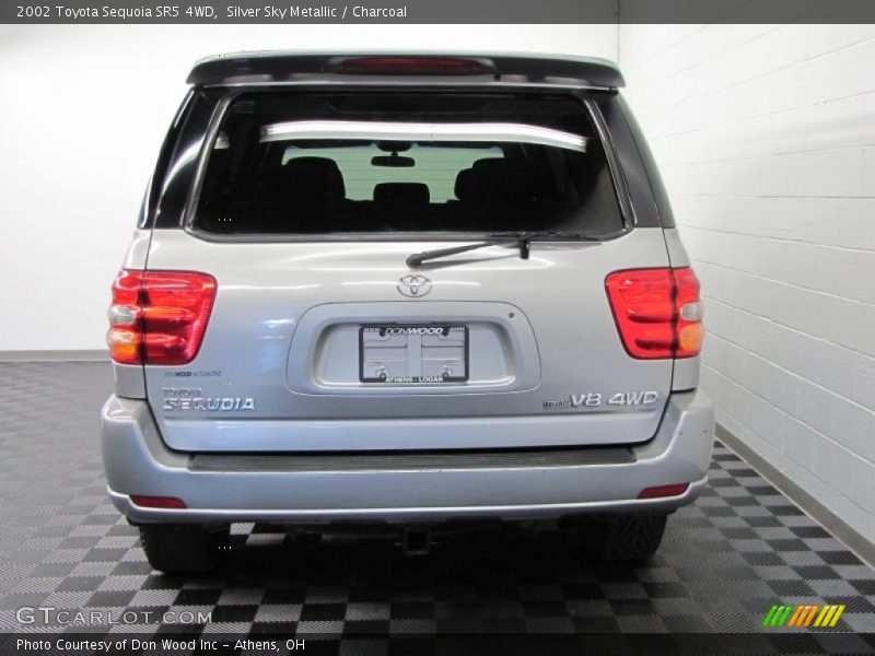 Silver Sky Metallic / Charcoal 2002 Toyota Sequoia SR5 4WD
