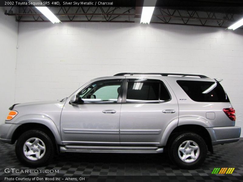 Silver Sky Metallic / Charcoal 2002 Toyota Sequoia SR5 4WD