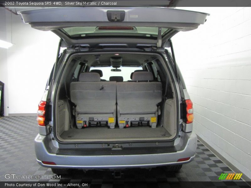 Silver Sky Metallic / Charcoal 2002 Toyota Sequoia SR5 4WD