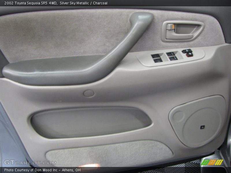 Silver Sky Metallic / Charcoal 2002 Toyota Sequoia SR5 4WD