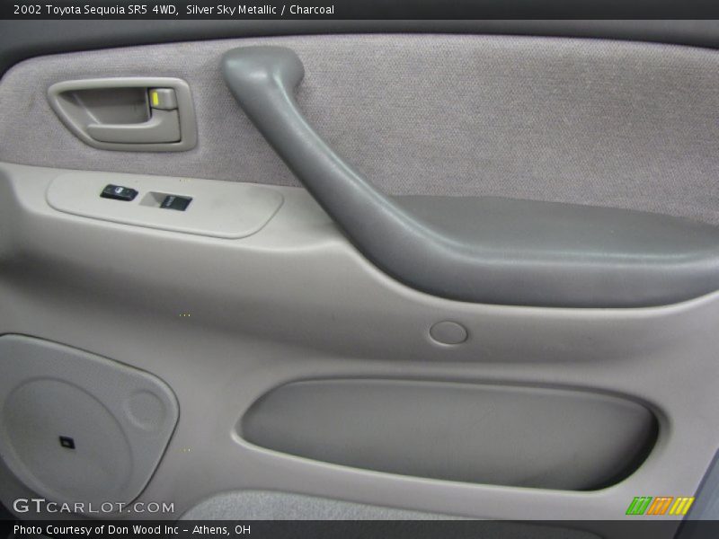 Silver Sky Metallic / Charcoal 2002 Toyota Sequoia SR5 4WD