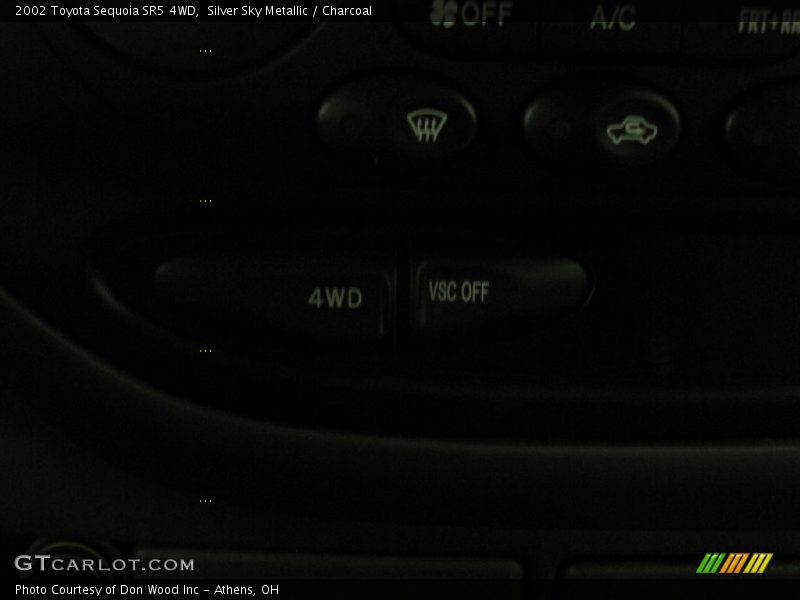 Silver Sky Metallic / Charcoal 2002 Toyota Sequoia SR5 4WD
