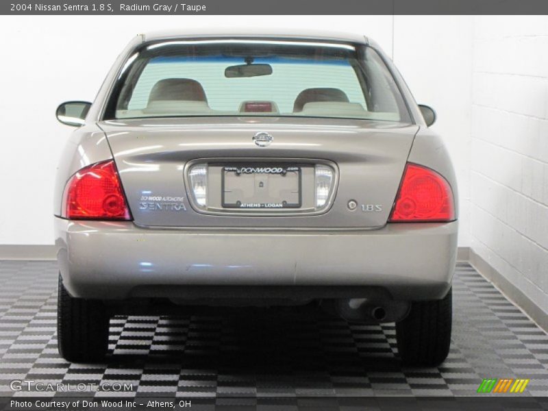 Radium Gray / Taupe 2004 Nissan Sentra 1.8 S