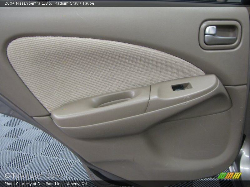 Radium Gray / Taupe 2004 Nissan Sentra 1.8 S