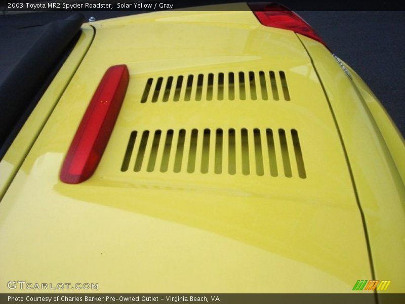 Solar Yellow / Gray 2003 Toyota MR2 Spyder Roadster