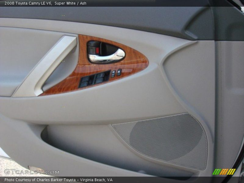 Super White / Ash 2008 Toyota Camry LE V6