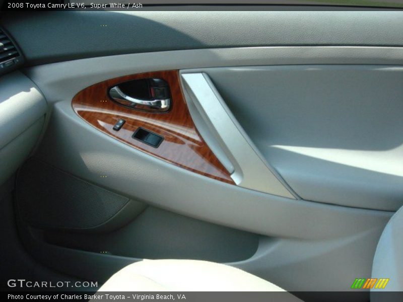 Super White / Ash 2008 Toyota Camry LE V6