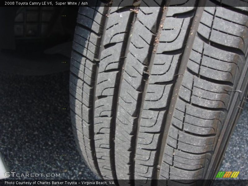 Super White / Ash 2008 Toyota Camry LE V6
