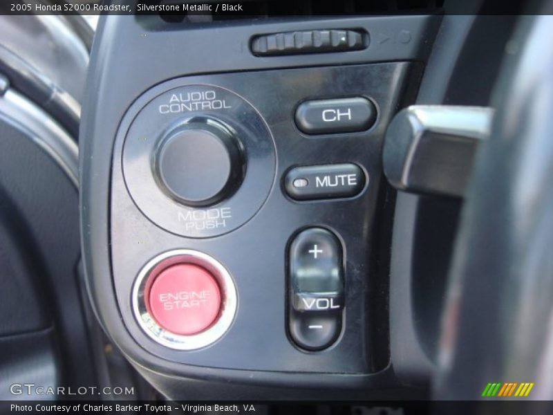 Controls of 2005 S2000 Roadster