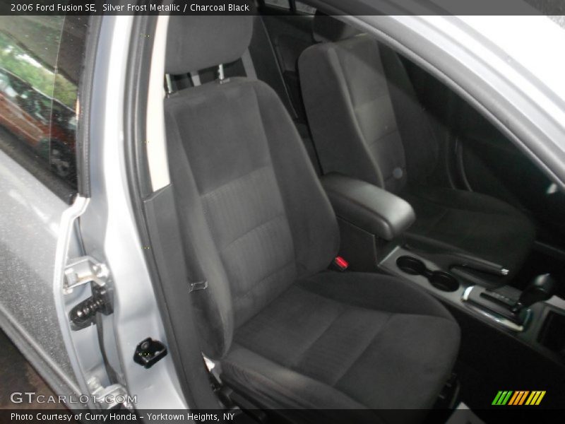 Silver Frost Metallic / Charcoal Black 2006 Ford Fusion SE