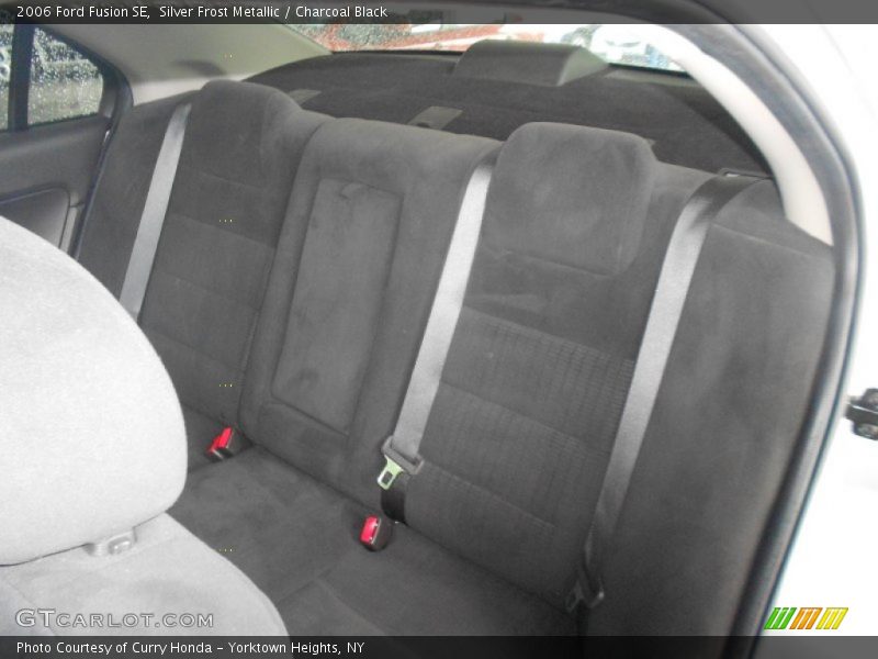 Silver Frost Metallic / Charcoal Black 2006 Ford Fusion SE