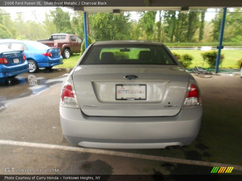 Silver Frost Metallic / Charcoal Black 2006 Ford Fusion SE