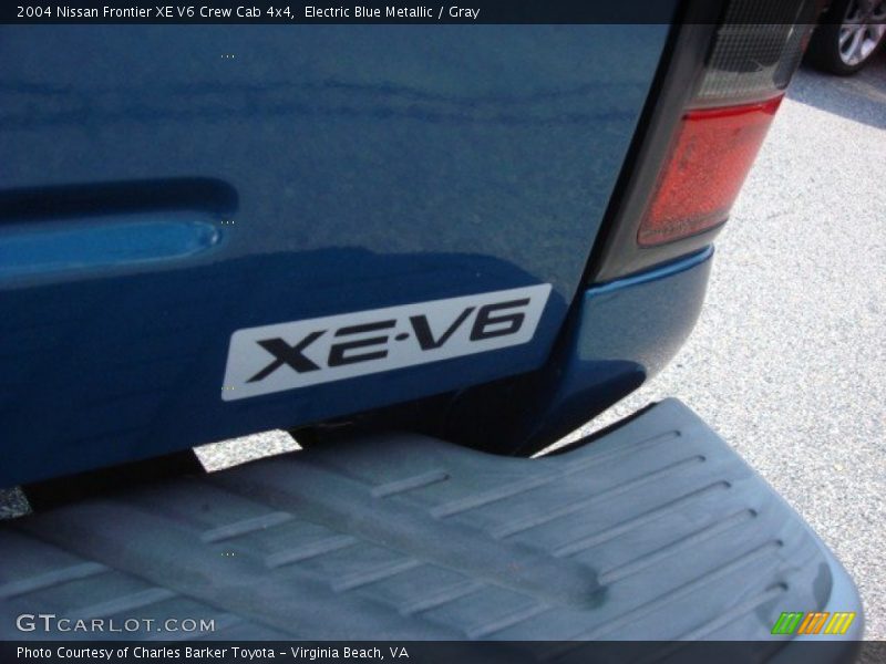 Electric Blue Metallic / Gray 2004 Nissan Frontier XE V6 Crew Cab 4x4