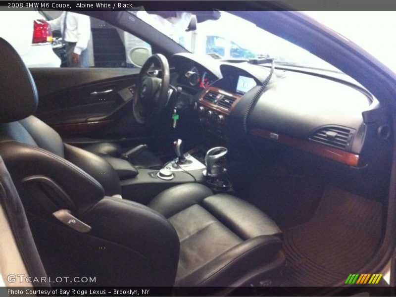 Alpine White / Black 2008 BMW M6 Coupe