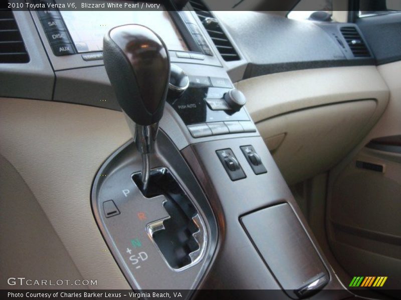 Blizzard White Pearl / Ivory 2010 Toyota Venza V6