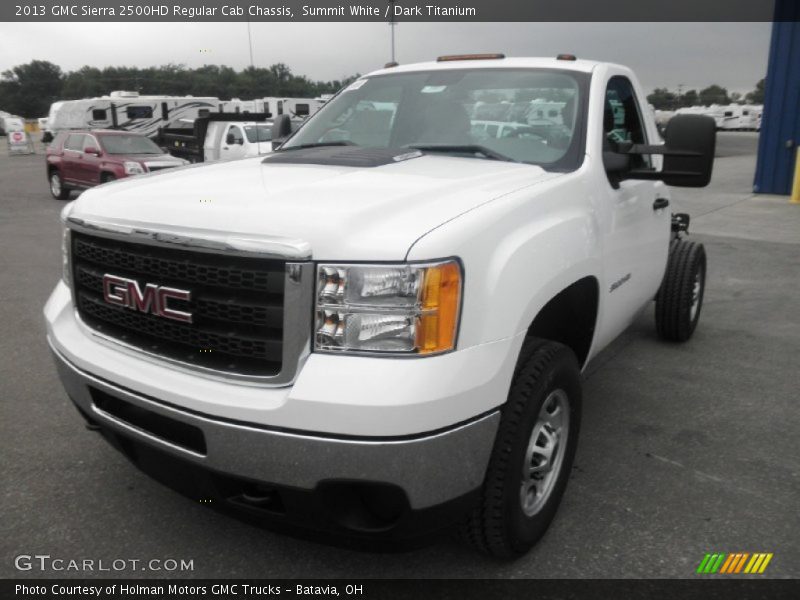 Summit White / Dark Titanium 2013 GMC Sierra 2500HD Regular Cab Chassis