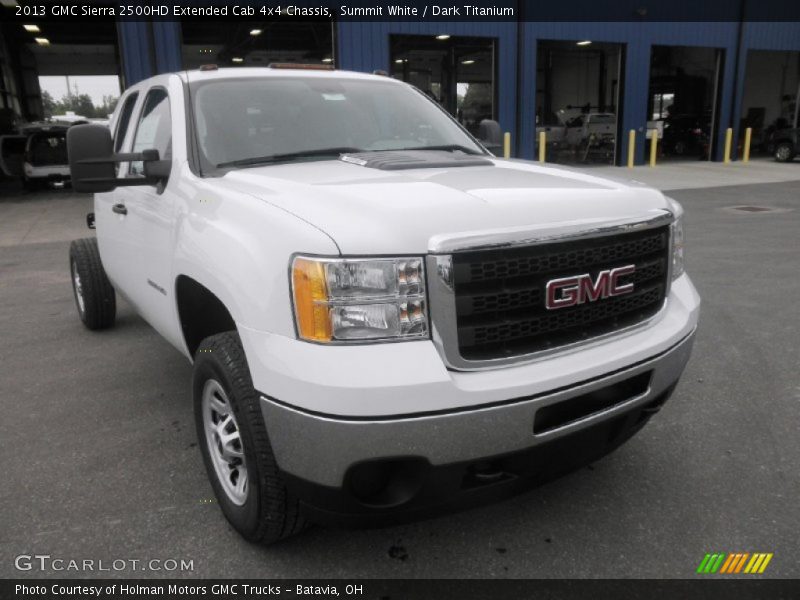 Summit White / Dark Titanium 2013 GMC Sierra 2500HD Extended Cab 4x4 Chassis