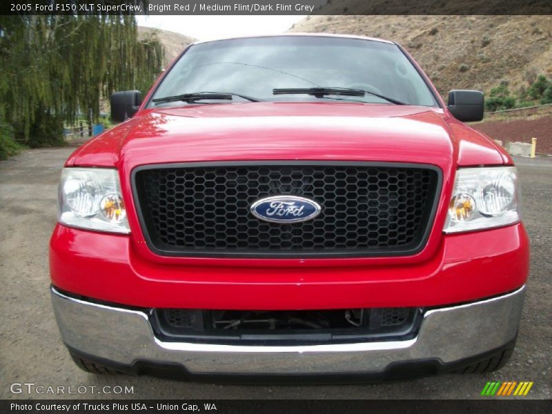 Bright Red / Medium Flint/Dark Flint Grey 2005 Ford F150 XLT SuperCrew