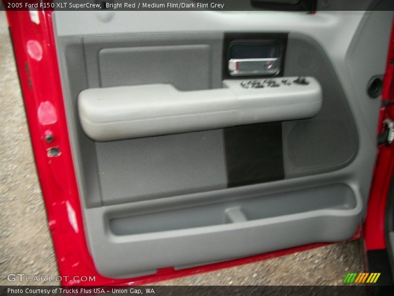 Bright Red / Medium Flint/Dark Flint Grey 2005 Ford F150 XLT SuperCrew