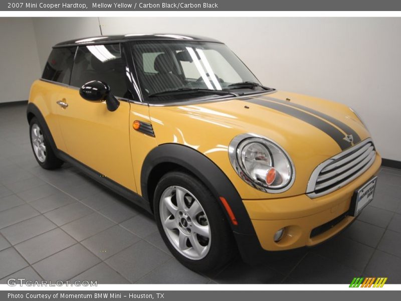 Mellow Yellow / Carbon Black/Carbon Black 2007 Mini Cooper Hardtop
