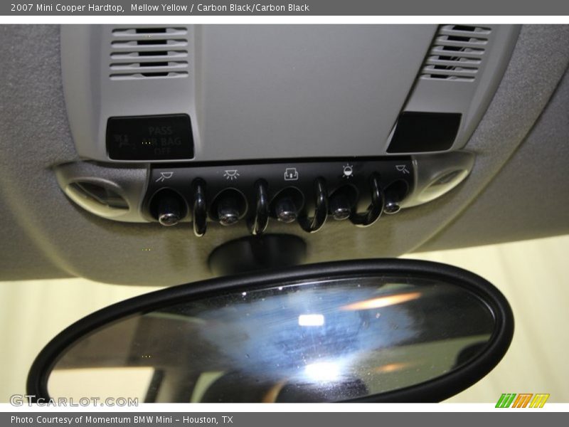 Mellow Yellow / Carbon Black/Carbon Black 2007 Mini Cooper Hardtop