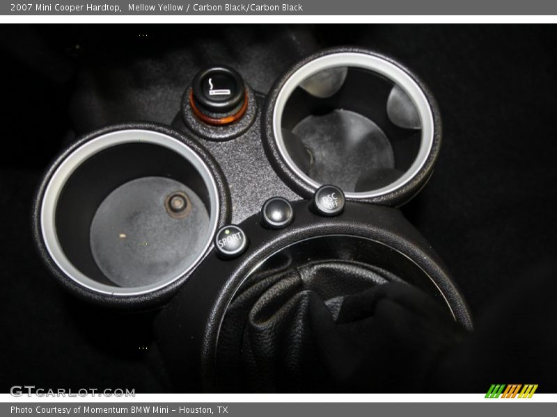 Mellow Yellow / Carbon Black/Carbon Black 2007 Mini Cooper Hardtop