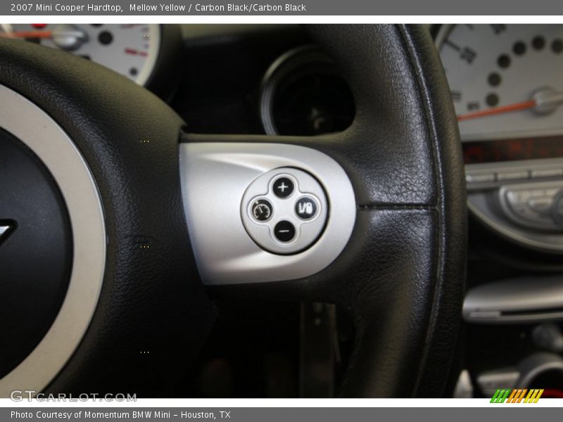 Mellow Yellow / Carbon Black/Carbon Black 2007 Mini Cooper Hardtop