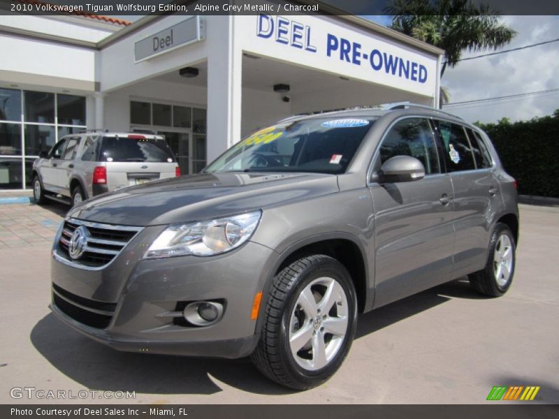 Alpine Grey Metallic / Charcoal 2010 Volkswagen Tiguan Wolfsburg Edition