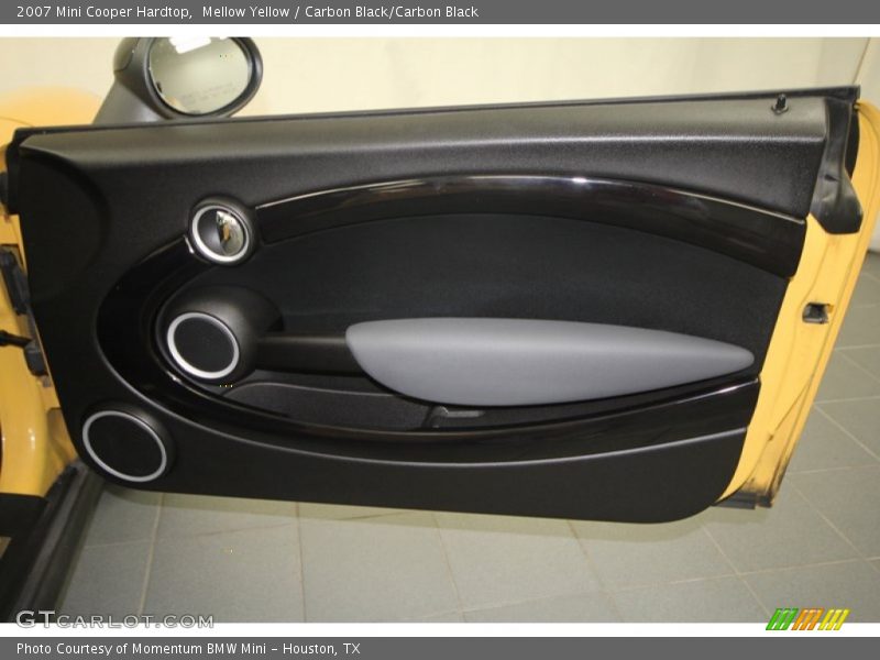 Mellow Yellow / Carbon Black/Carbon Black 2007 Mini Cooper Hardtop