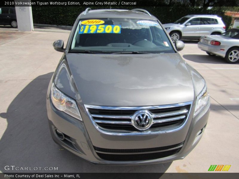 Alpine Grey Metallic / Charcoal 2010 Volkswagen Tiguan Wolfsburg Edition