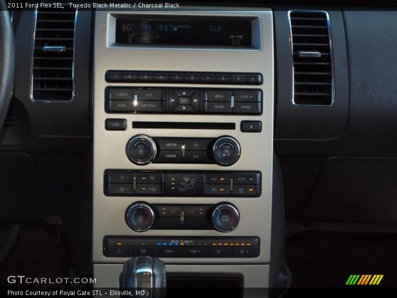 Tuxedo Black Metallic / Charcoal Black 2011 Ford Flex SEL