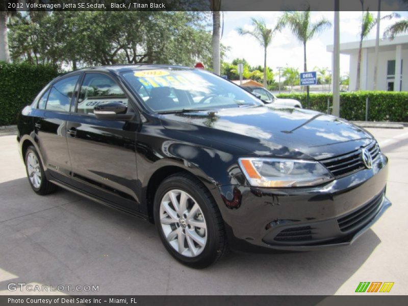 Black / Titan Black 2012 Volkswagen Jetta SE Sedan