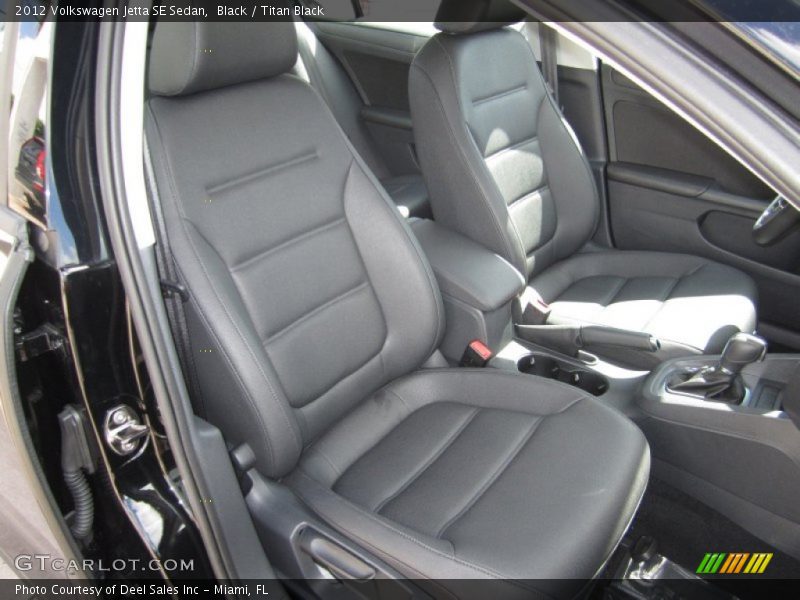 Black / Titan Black 2012 Volkswagen Jetta SE Sedan