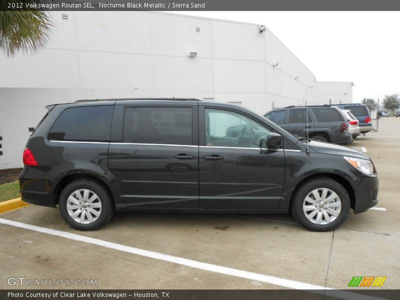 Nocturne Black Metallic / Sierra Sand 2012 Volkswagen Routan SEL