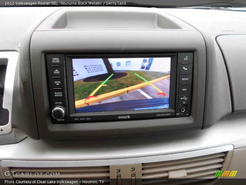 Nocturne Black Metallic / Sierra Sand 2012 Volkswagen Routan SEL