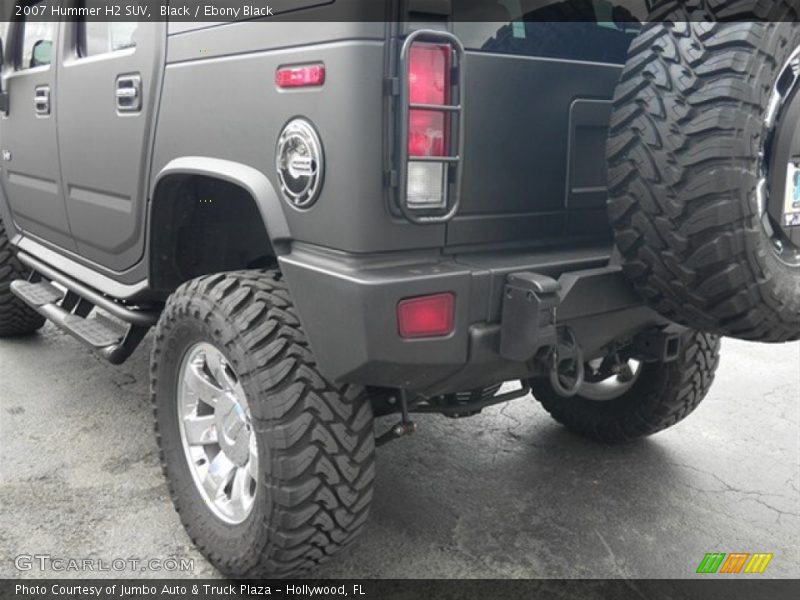 Black / Ebony Black 2007 Hummer H2 SUV