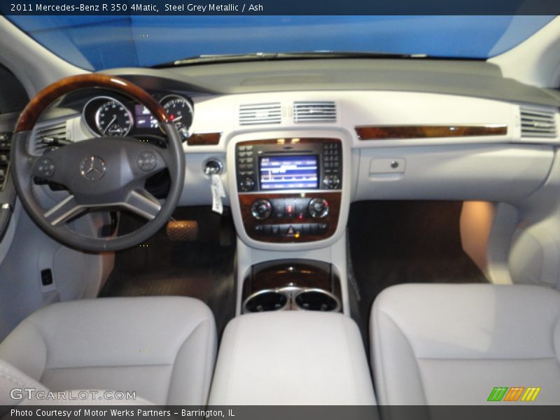 Steel Grey Metallic / Ash 2011 Mercedes-Benz R 350 4Matic