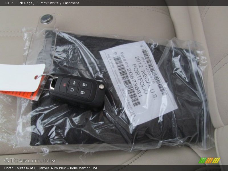 Summit White / Cashmere 2012 Buick Regal