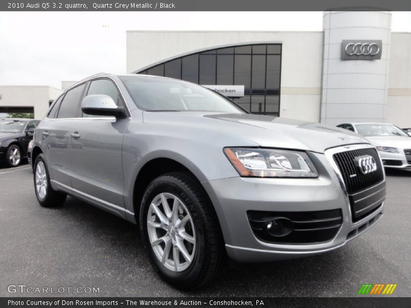 Quartz Grey Metallic / Black 2010 Audi Q5 3.2 quattro