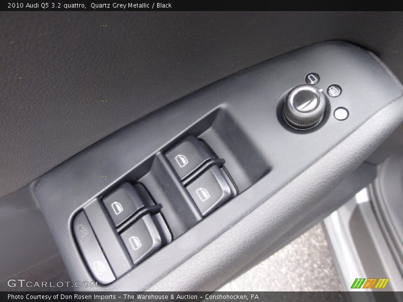 Quartz Grey Metallic / Black 2010 Audi Q5 3.2 quattro