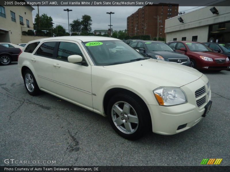 Cool Vanilla White / Dark Slate Gray/Medium Slate Gray 2005 Dodge Magnum SXT AWD
