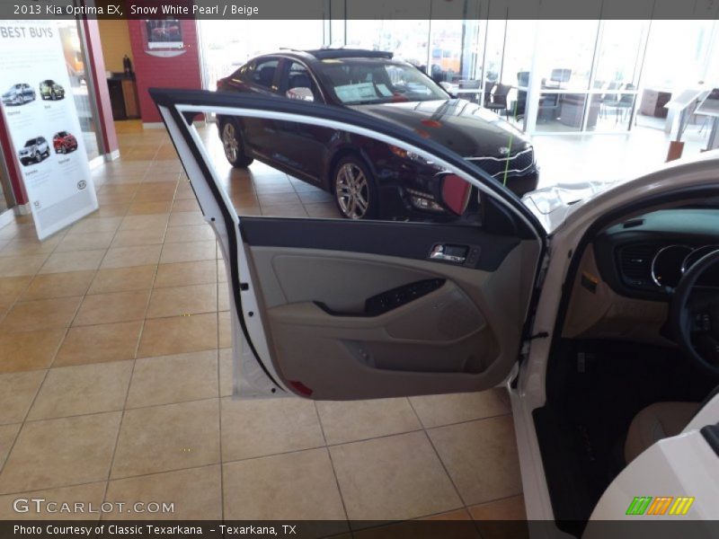 Snow White Pearl / Beige 2013 Kia Optima EX