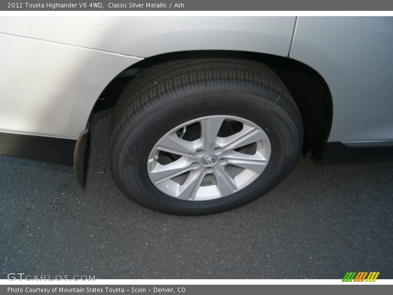 Classic Silver Metallic / Ash 2012 Toyota Highlander V6 4WD