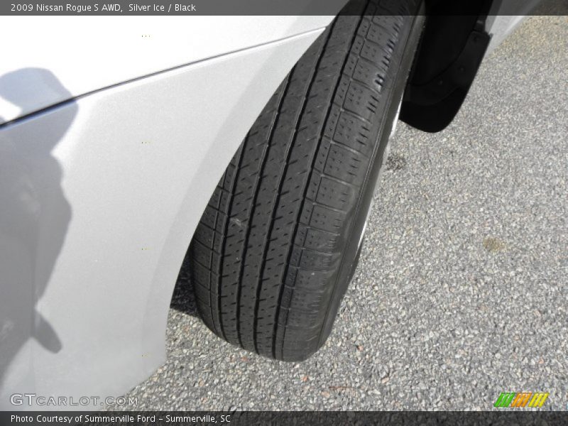 Silver Ice / Black 2009 Nissan Rogue S AWD