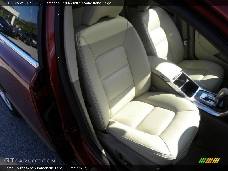 Flamenco Red Metallic / Sandstone Beige 2012 Volvo XC70 3.2