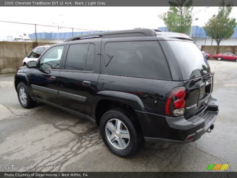 Black / Light Gray 2005 Chevrolet TrailBlazer EXT LS 4x4