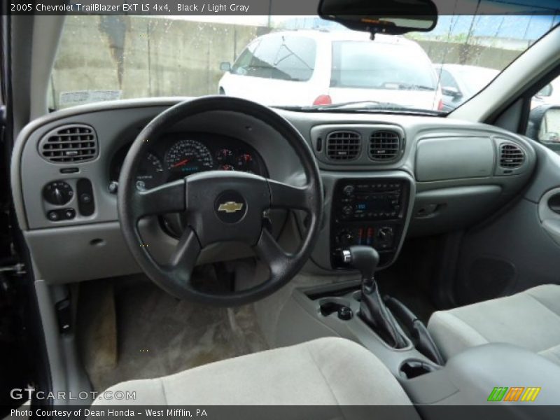 Black / Light Gray 2005 Chevrolet TrailBlazer EXT LS 4x4